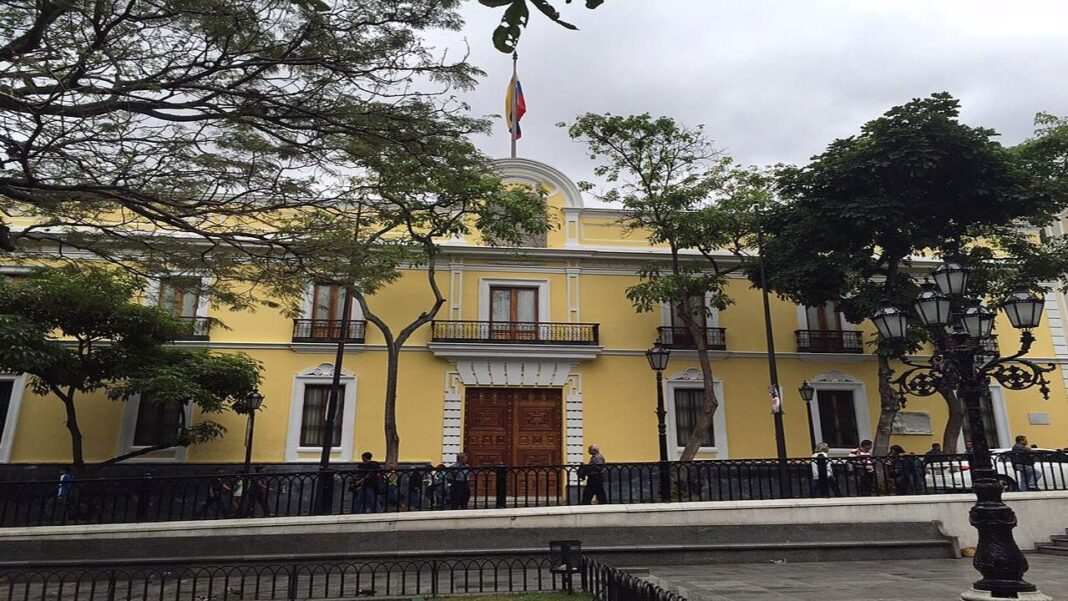 Venezuela y Chile inician normalización de relaciones bilaterales