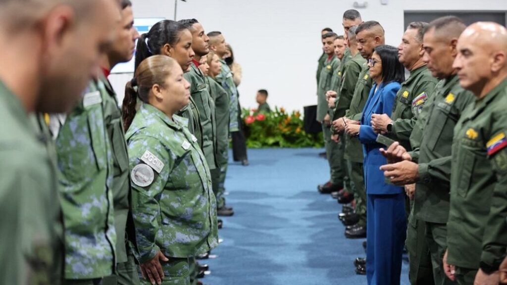 Delcy Rodríguez ascendió a militares de la Guardia de Honor Presidencial y la Dgcim
