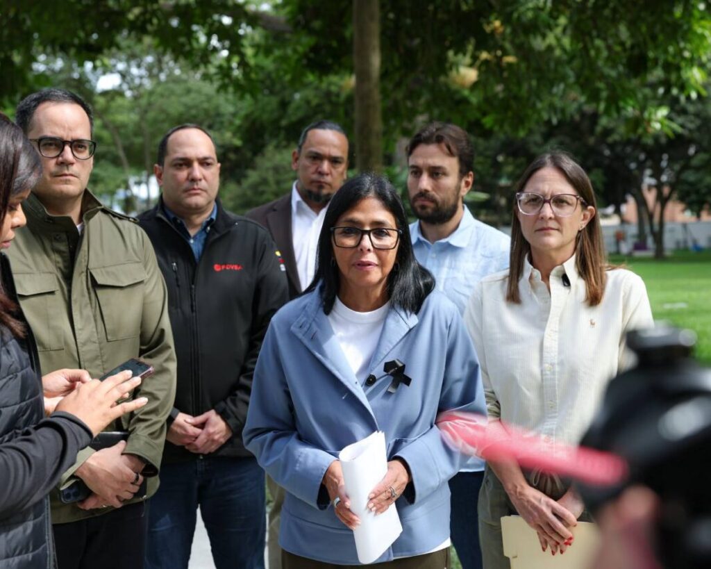 Rodríguez anuncia alianza internacional para recuperar aeropuerto de Maiquetía