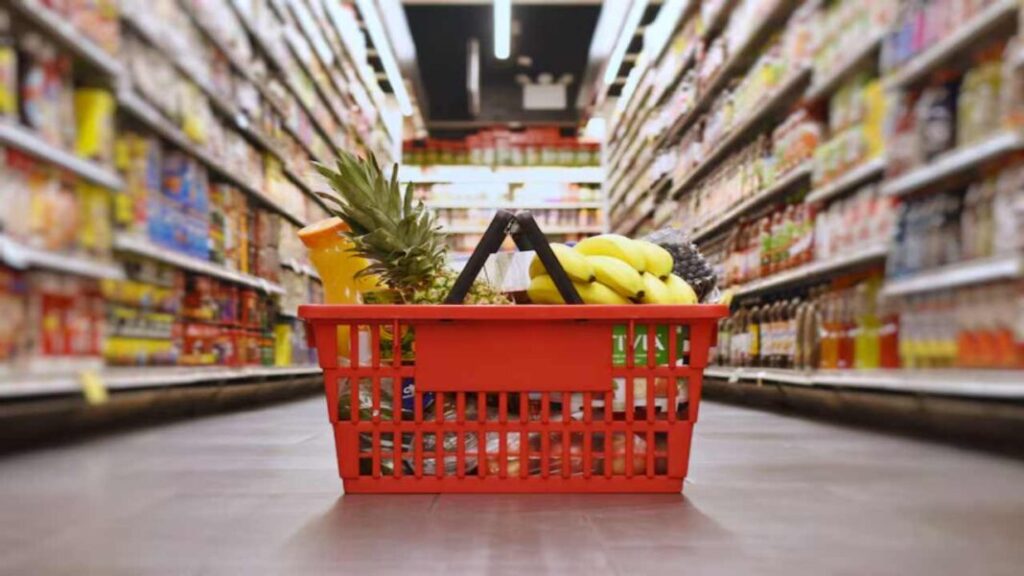 Canasta alimentaria se ubicó en $ 727 en julio según el Cendas