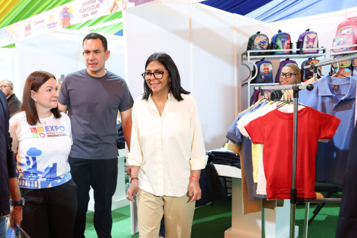 Delcy Rodríguez inauguró Expo Feria Escolar 2026 en La Carlota